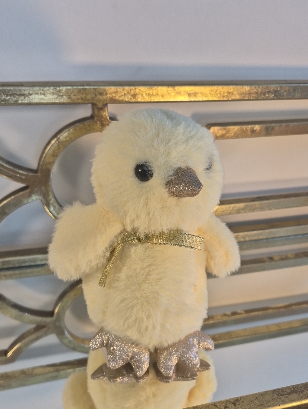 FAO Schwartz Baby Chick Sparkle 7", Yellow.